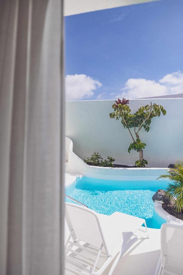 Villa Tiguaro Piscina Climat Jacuzzy Ac Villa 9 12 Corralejo Exterior foto